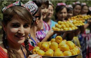 新疆吃瓜大妈视频